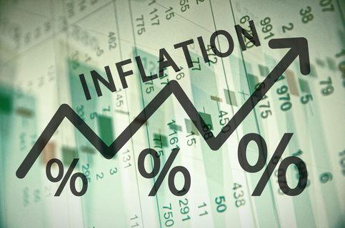 Data inflasi AS Rangsang Resesi, Emas Menuju Level 1.700  