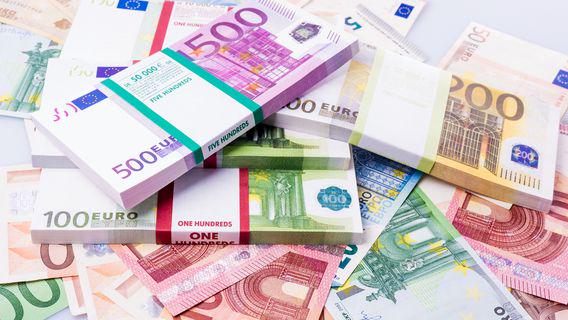 Euro Konsolidasi Saat Dolar AS Melemah Jelang FOMC